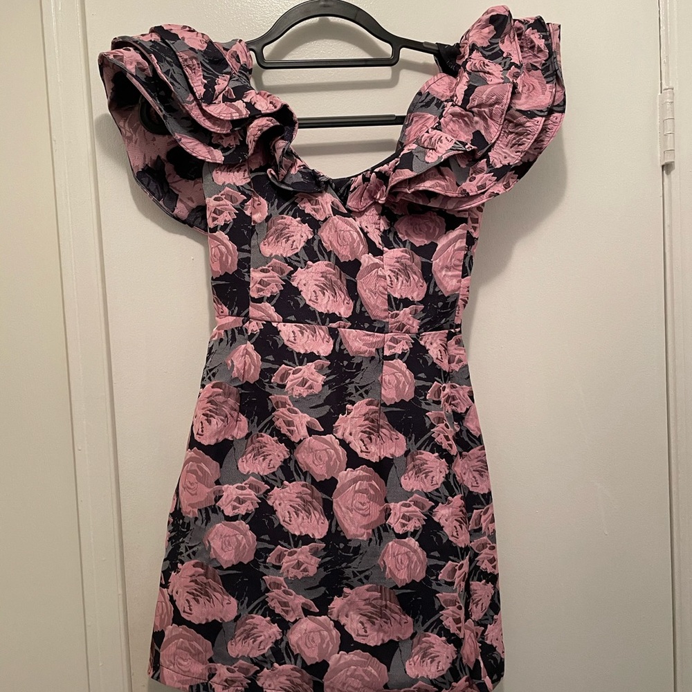 Field of Roses 👗 - Picture 6 of 6